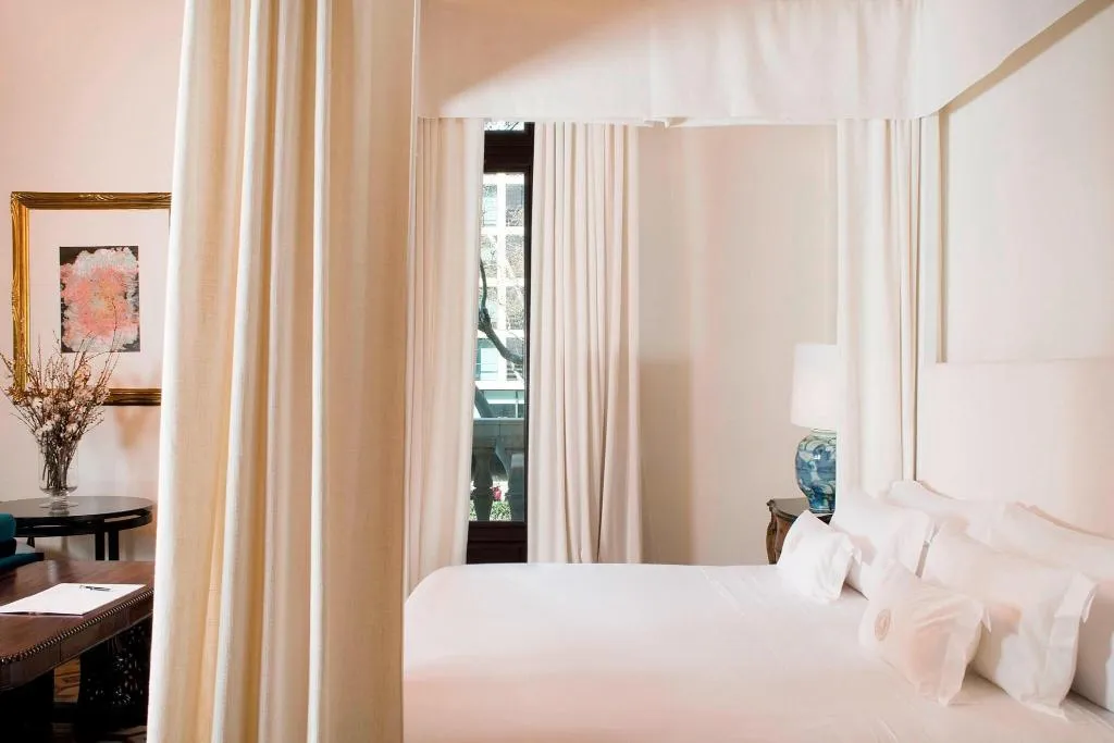 Room, Cotton House, Autograph Collection, Barcelona