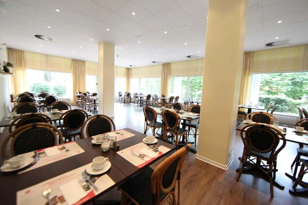 Restaurant, Premier Inn Berlin City Süd, Berlin