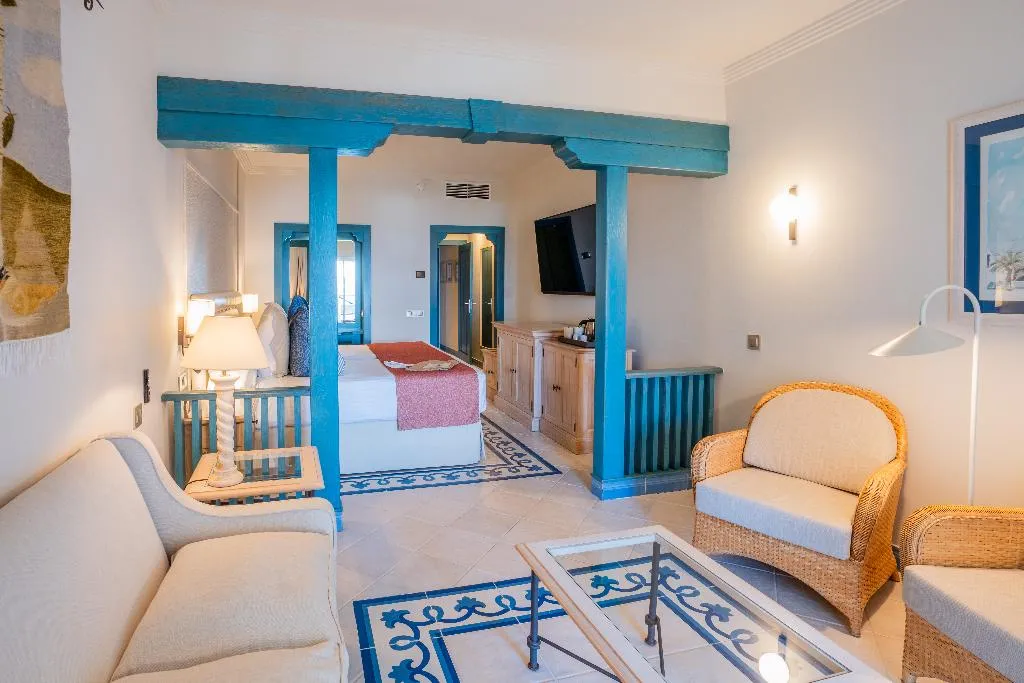 Double or Twin CLUB Room, Hotel LIVVO Volcan Lanzarote, Lanzarote