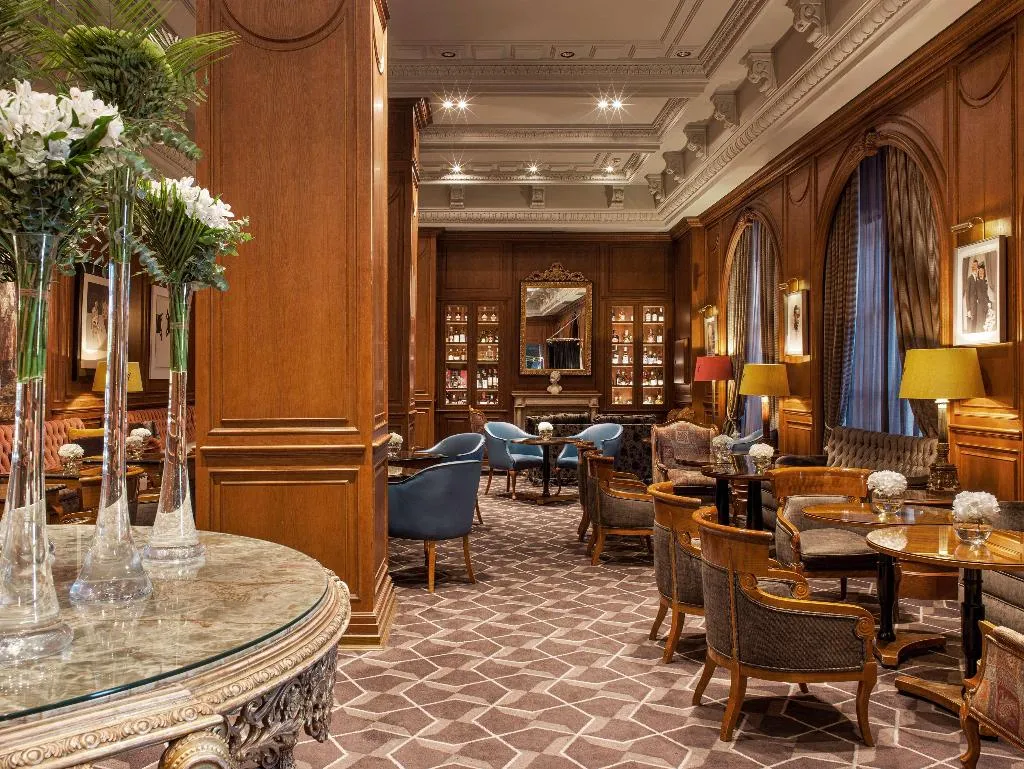Bar, Hotel Fenix Gran Meliá, Madrid