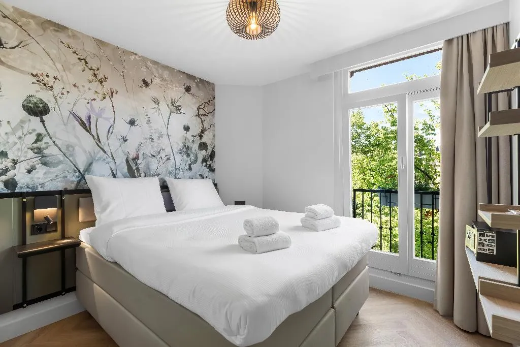 DOUBLE QUEEN SIZE BED Room, Dutch Design Hotel Vondelpark, Amsterdam
