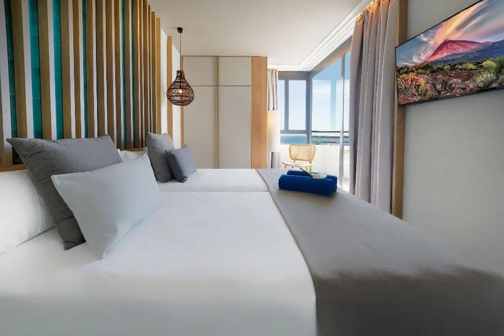 Room, HOVIMA Suites Costa Adeje, Tenerife