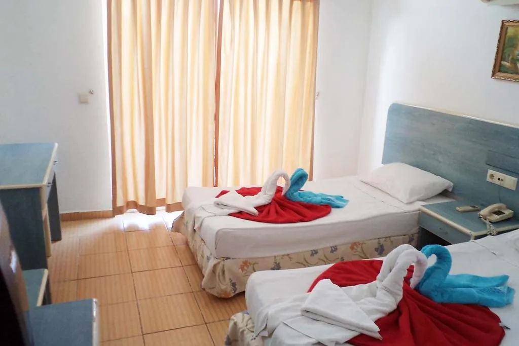 TRIPLE CLASSIC Room, Ares Hotel Kemer, Antalya