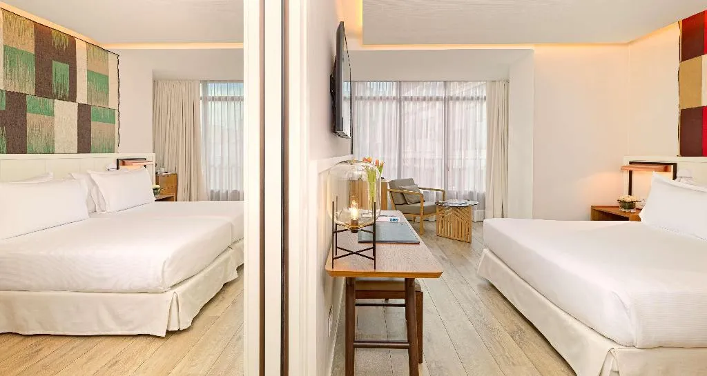 Room, H10 Cubik, Barcelona