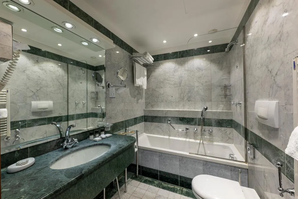 JUNIOR SUITE CANAL VIEW Room, Colombina, Venice