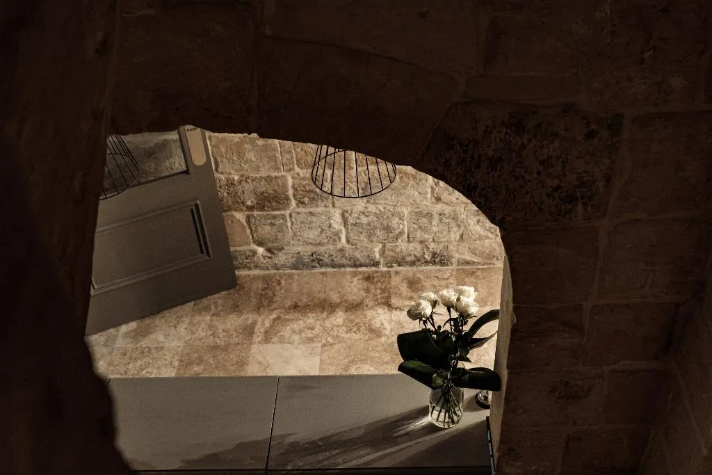 Lobby, 19 Rooms, Malta