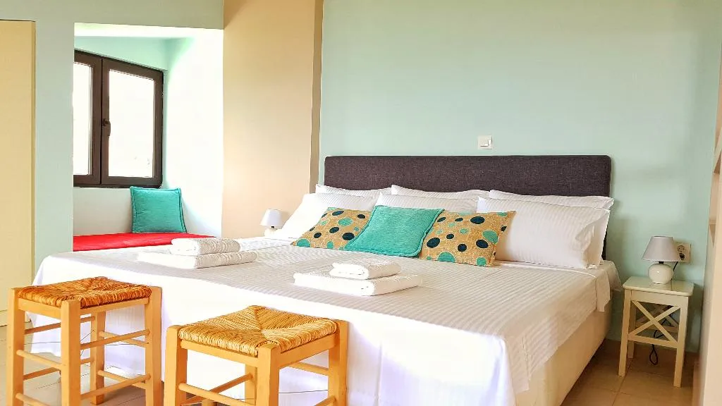 STUDIO ONE BEDROOM ONE BATHROOM Room, Bungalow White Apartments and Suits, Halkidiki