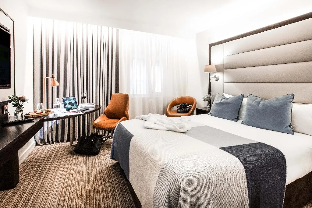 SINGLE CLASSIC Room, The Address Connolly Hotel, Dublin