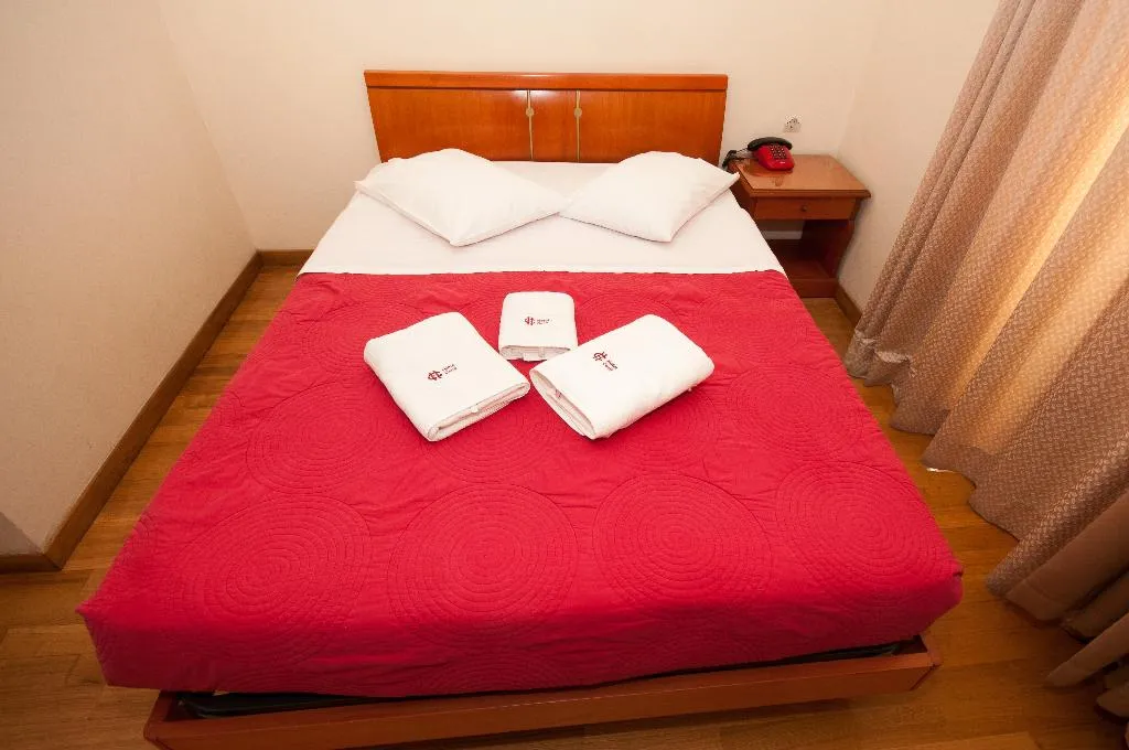 Double or Twin ECONOMY Room, Cecil hotel, Athens
