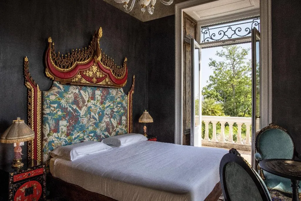 JUNIOR SUITE SEA VIEW Room, Villa De Cillis Carafa, Naples