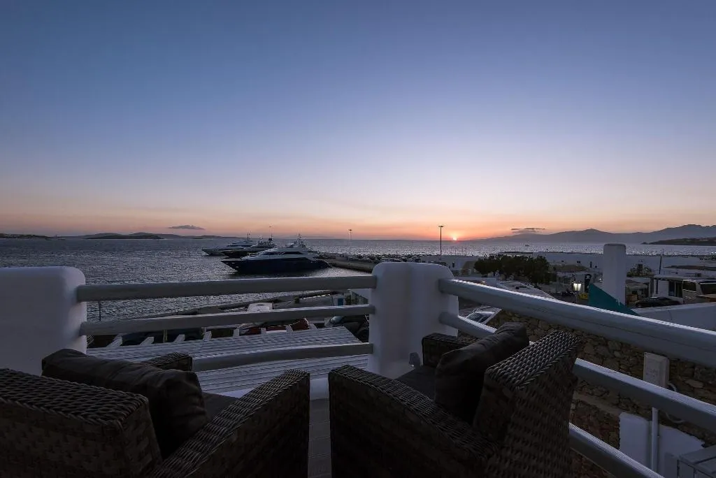 Room, Riva Suites, Mykonos