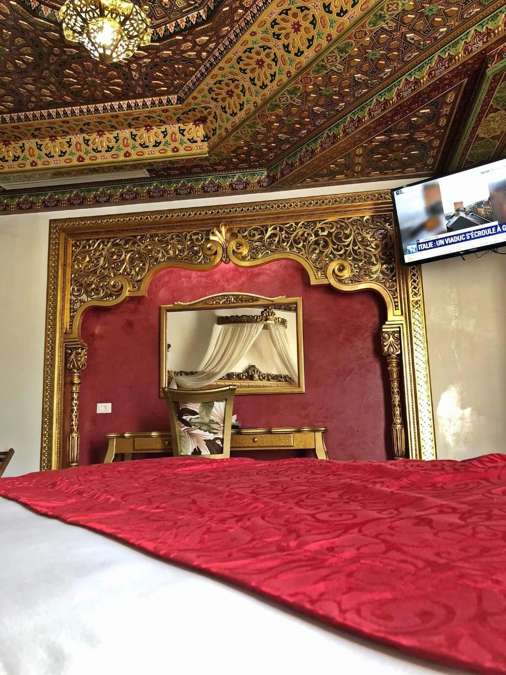 Room, Royal Victoria, Tunisia
