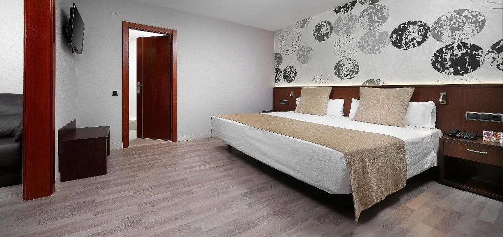 Room, HCC Taber, Barcelona