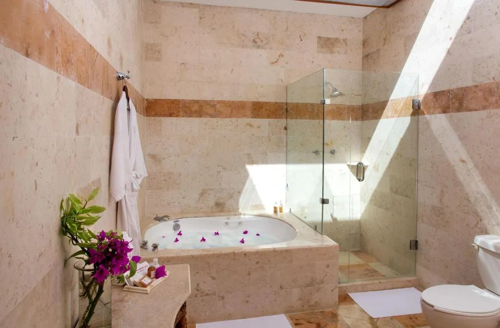 Sports and Entertainment, Hacienda Uxmal, Cancun Area