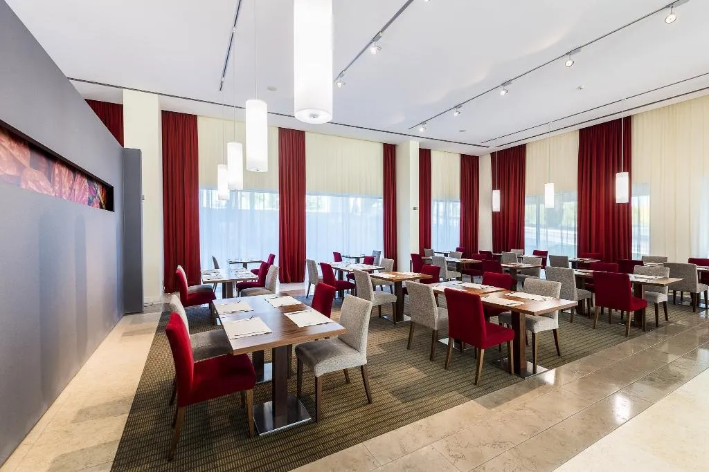 Restaurant, Lagoas Park, Lisbon