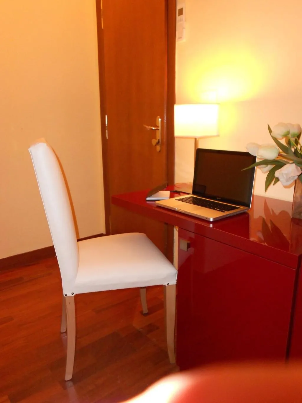 TWIN STANDARD Room, Minerva, Milan