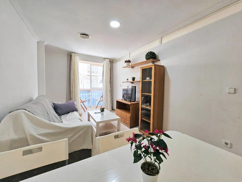 TRIPLE DELUXE WITH BALCONY Room, Apartamentos Turisticos Alba Cartagena Centro, Costa Blanca