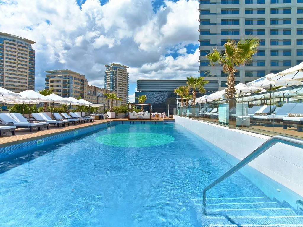 Pool, Hilton Diagonal Mar Barcelona, Barcelona