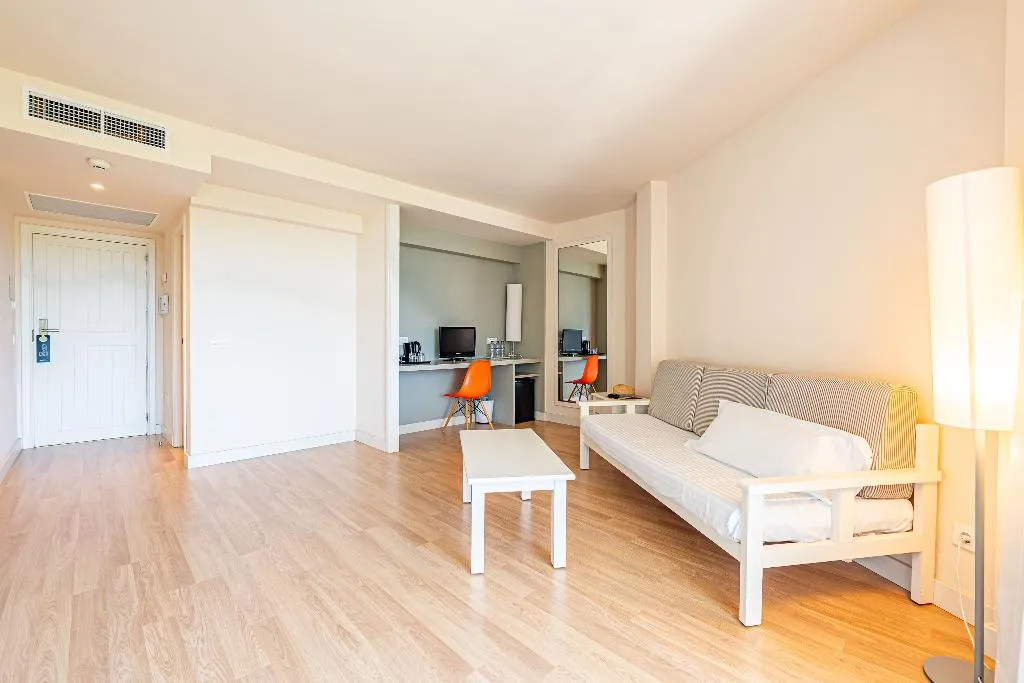 JUNIOR SUITE CAPACITY 3 Room, Intelier Rosella, Majorca