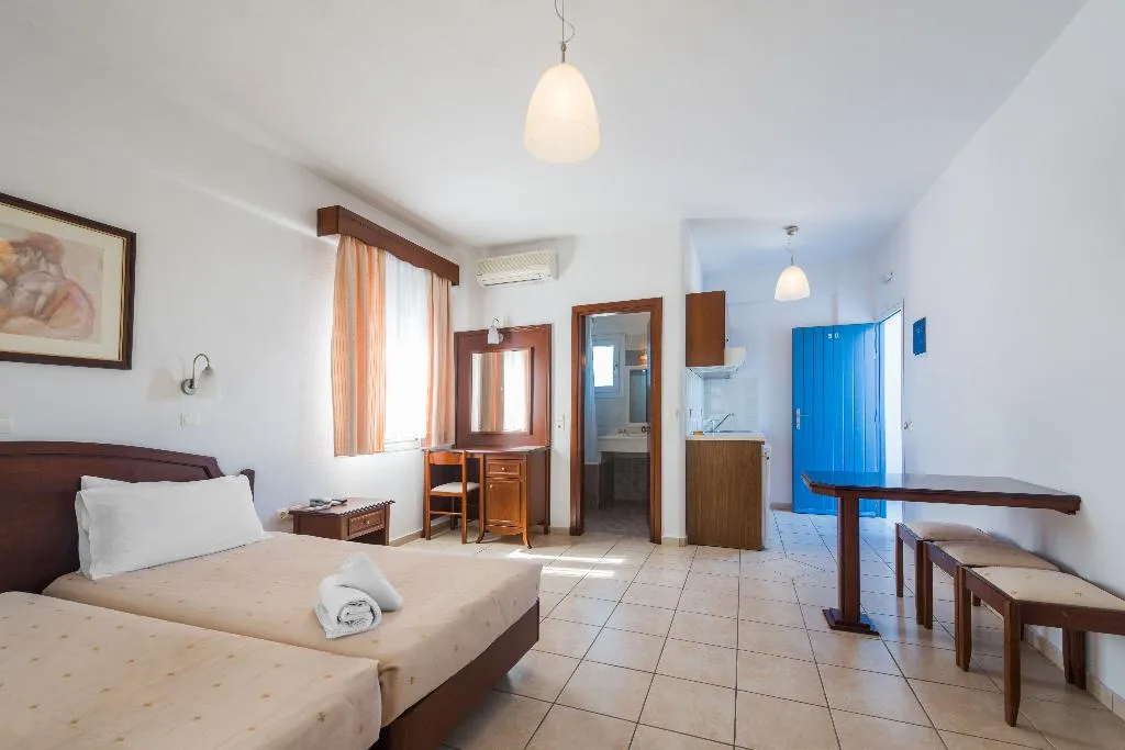 Double or Twin STANDARD Room, Giannoulaki Hotel, Mykonos