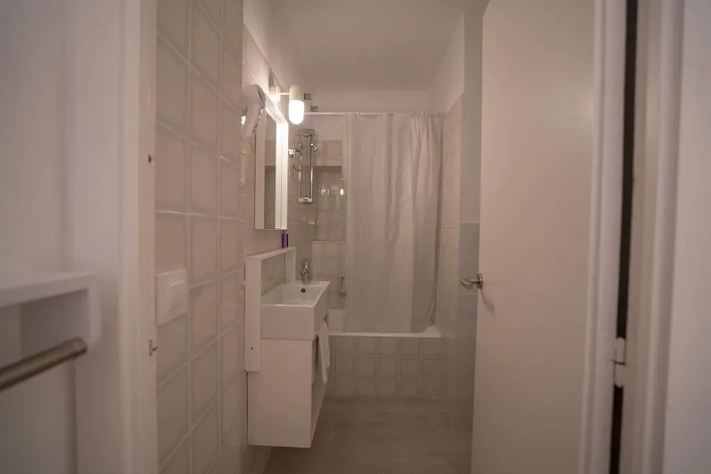 Room, Hostal Marina Cadaqués, Costa Brava