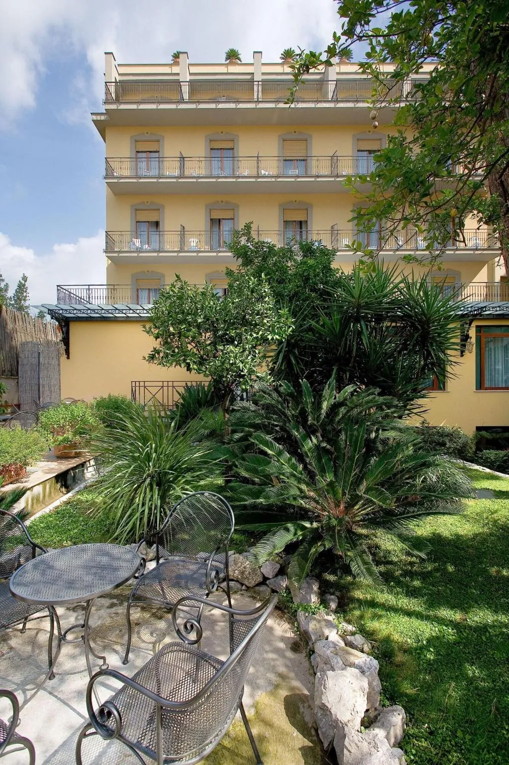 Terrace, Zi' Teresa, Naples