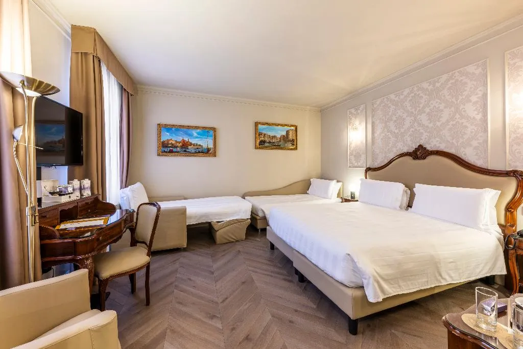 QUADRUPLE GRAND DELUXE Room, Colombina, Venice