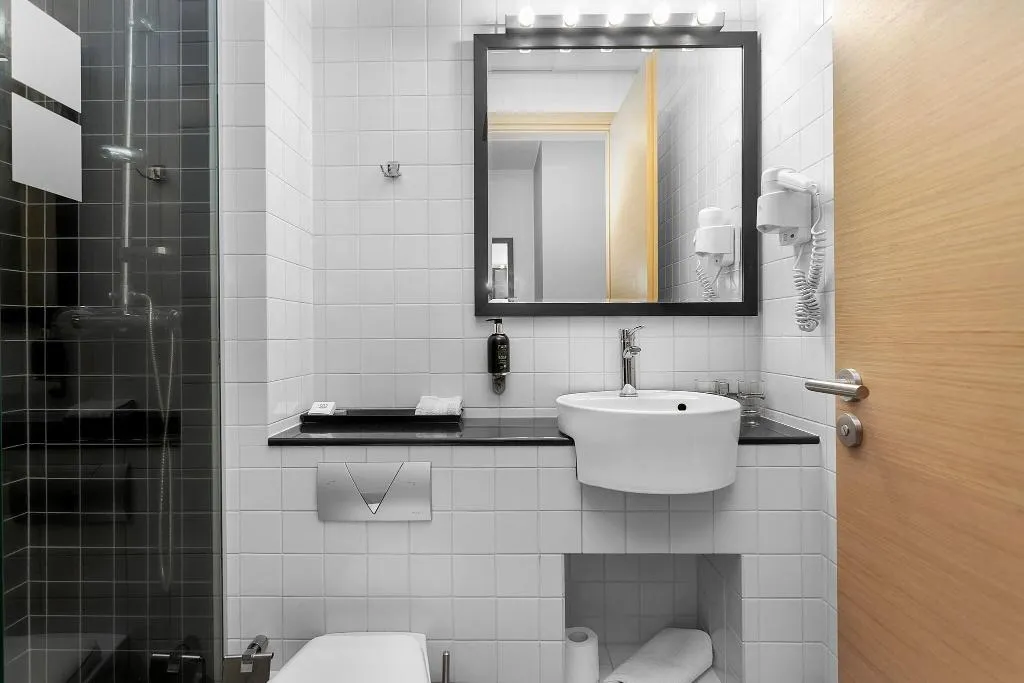 DOUBLE SUPERIOR KING BED Room, City Center Hotel, Reykjavik