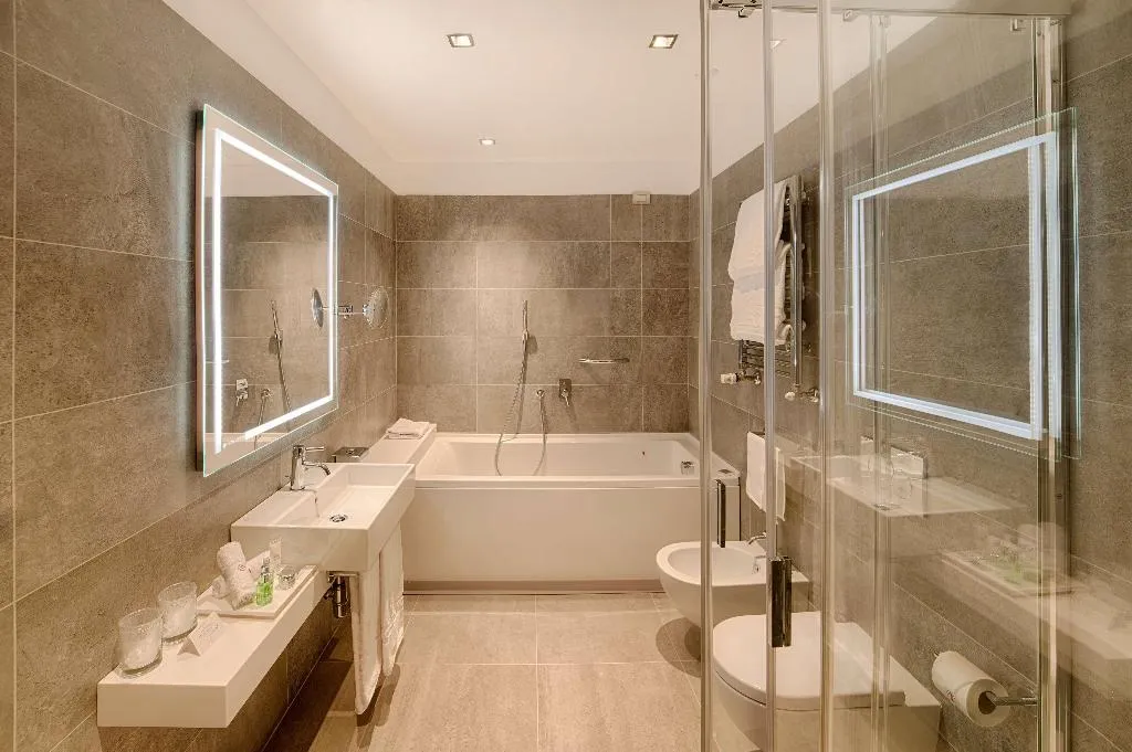 Room, NH Collection Roma Palazzo Cinquecento, Rome
