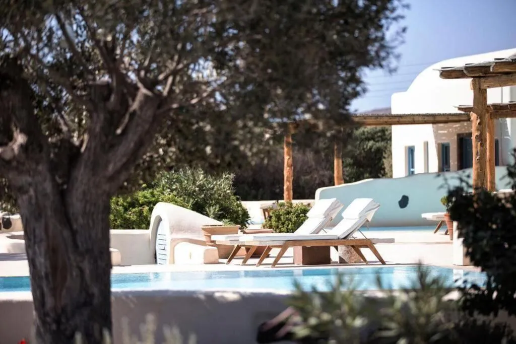 Room, Black Rose Suites, Santorini