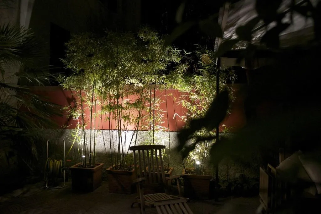 Terrace, Colombia, Milan