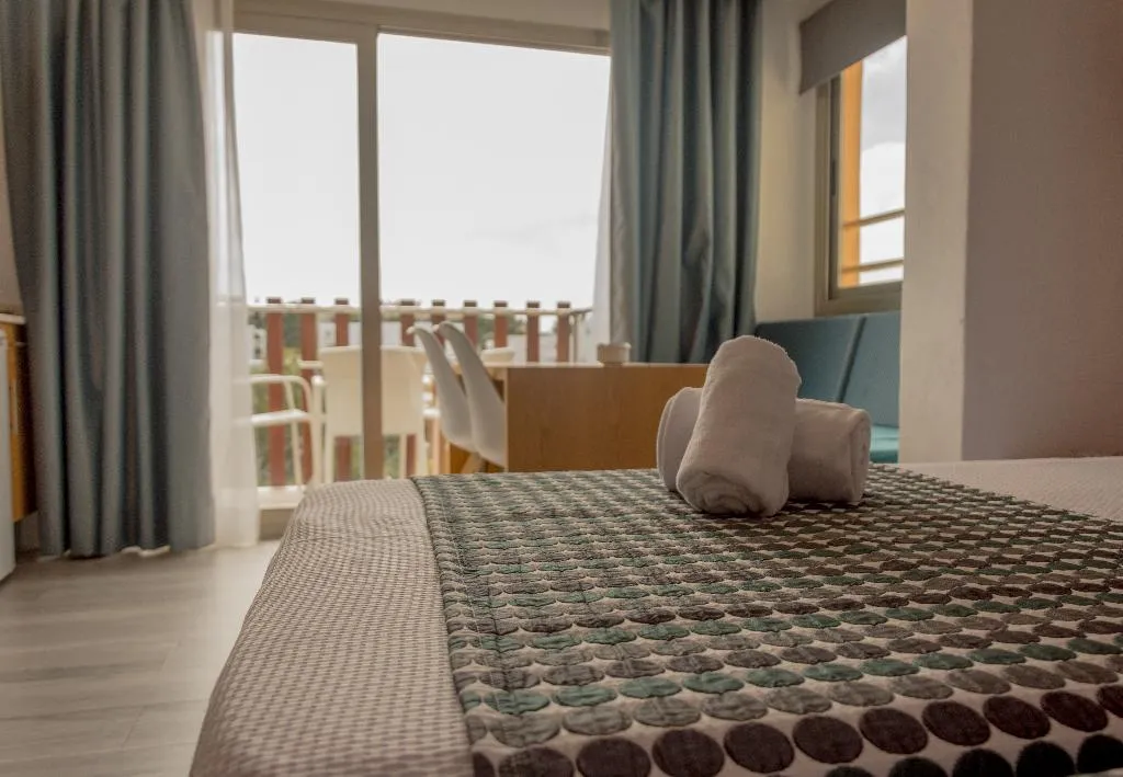 DOUBLE SINGLE USE STANDARD Room, Playa Ferrera, Majorca