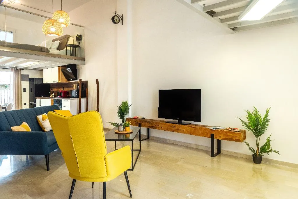 HOUSE DELUXE WITH BALCONY Room, Victoria Suites Corfu, Corfu