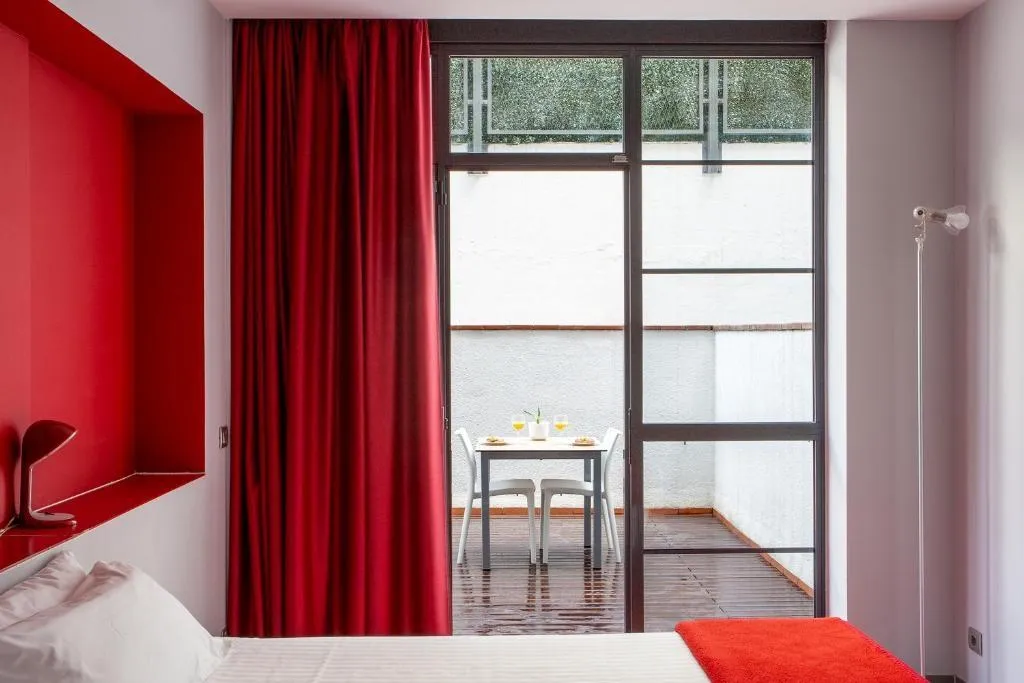 DOUBLE WITH TERRACE Room, Ciutat Vella, Barcelona