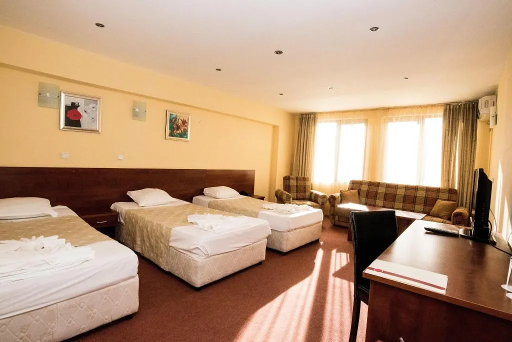 Room, Hotel Avenue, Bourgas