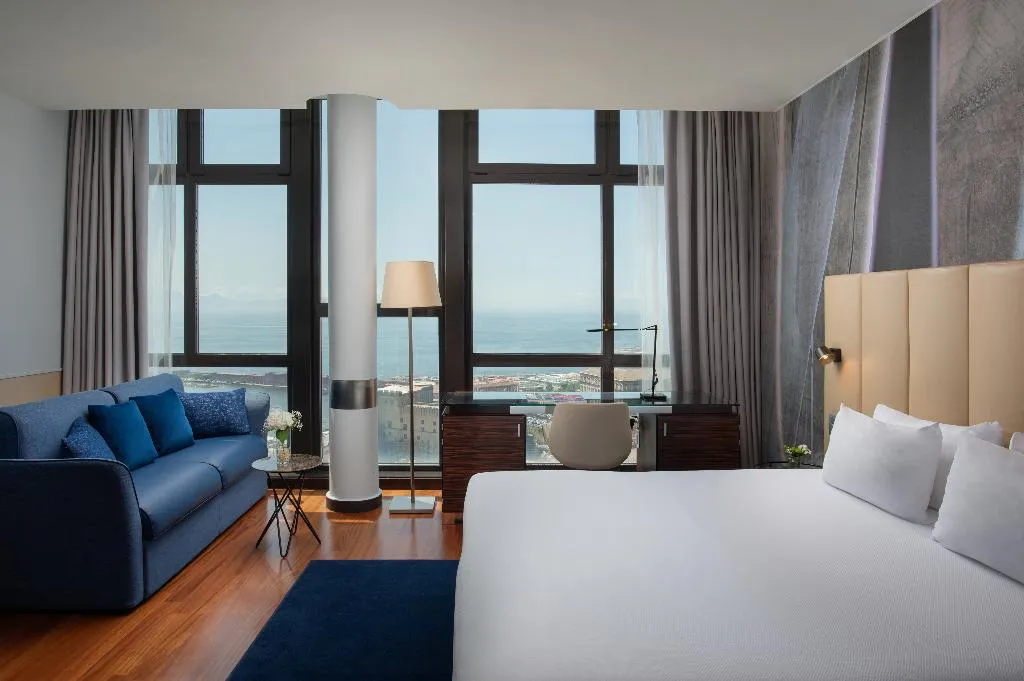 DOUBLE PREMIUM Room, NH Napoli Panorama, Naples