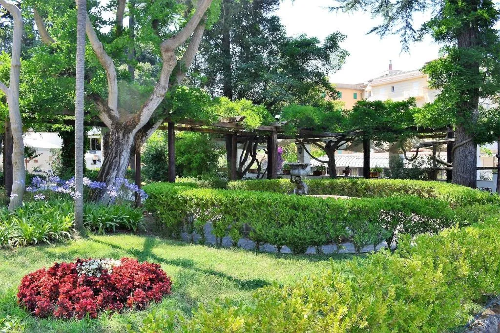 General view, Relais La Rupe, Naples