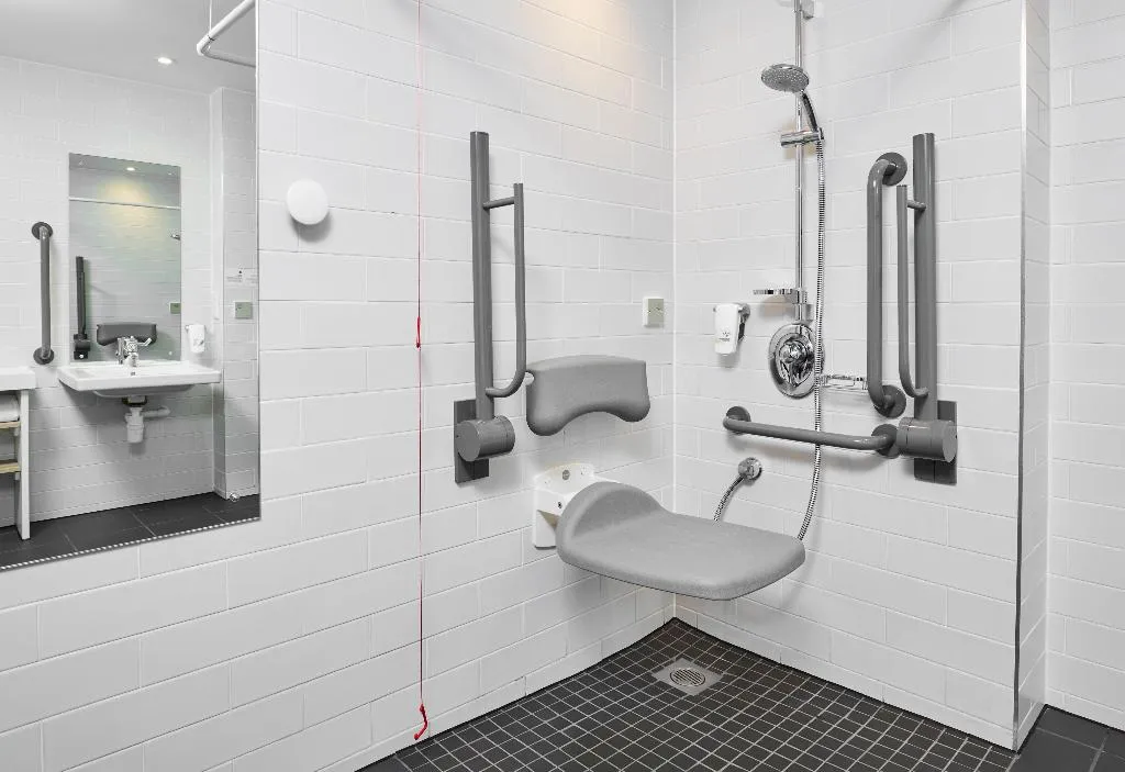 DOUBLE Accessible Room, Holiday Inn Express Dublin City Centre, Dublin