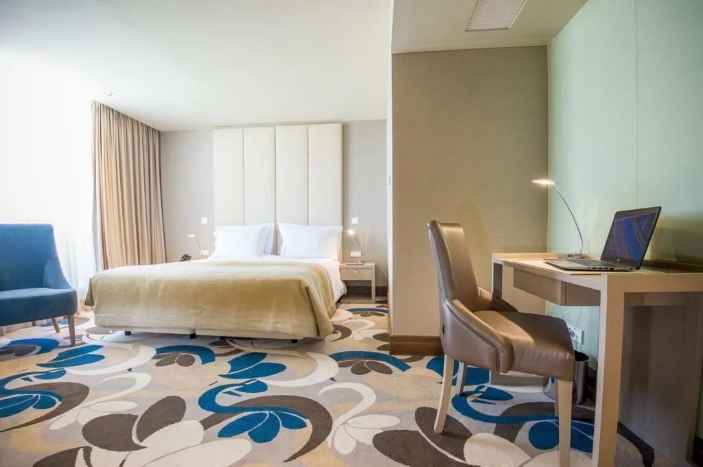SUITE STANDARD Room, Smy Lisboa, Lisbon