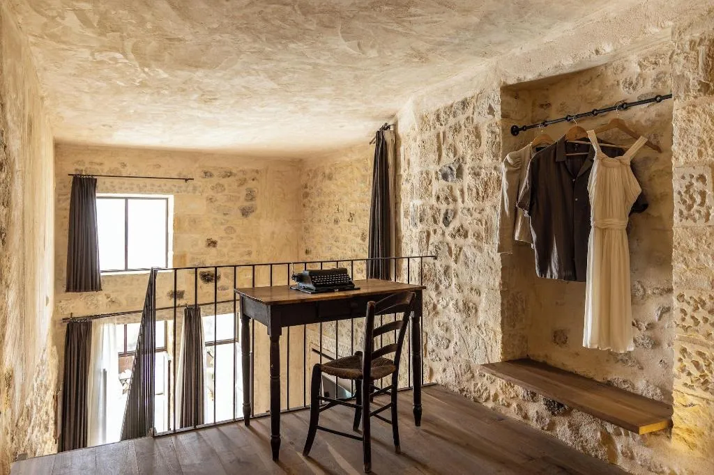 Room, Amalen Suites, Crete