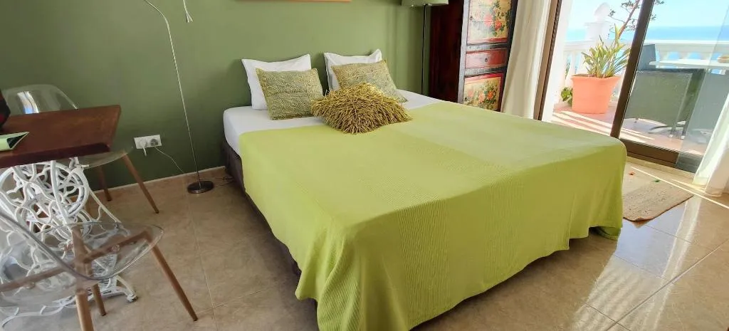 Room, Campo Agave - Boutique B&B en Glamping, Costa Del Sol