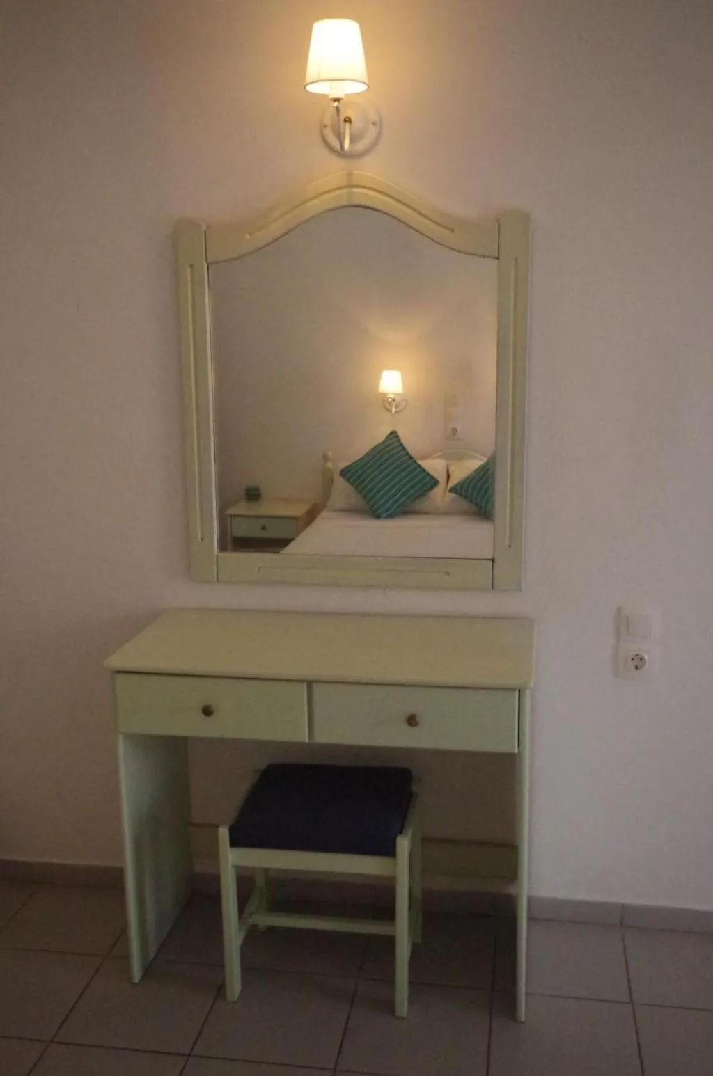 Room, Esperos Studios, Skiathos
