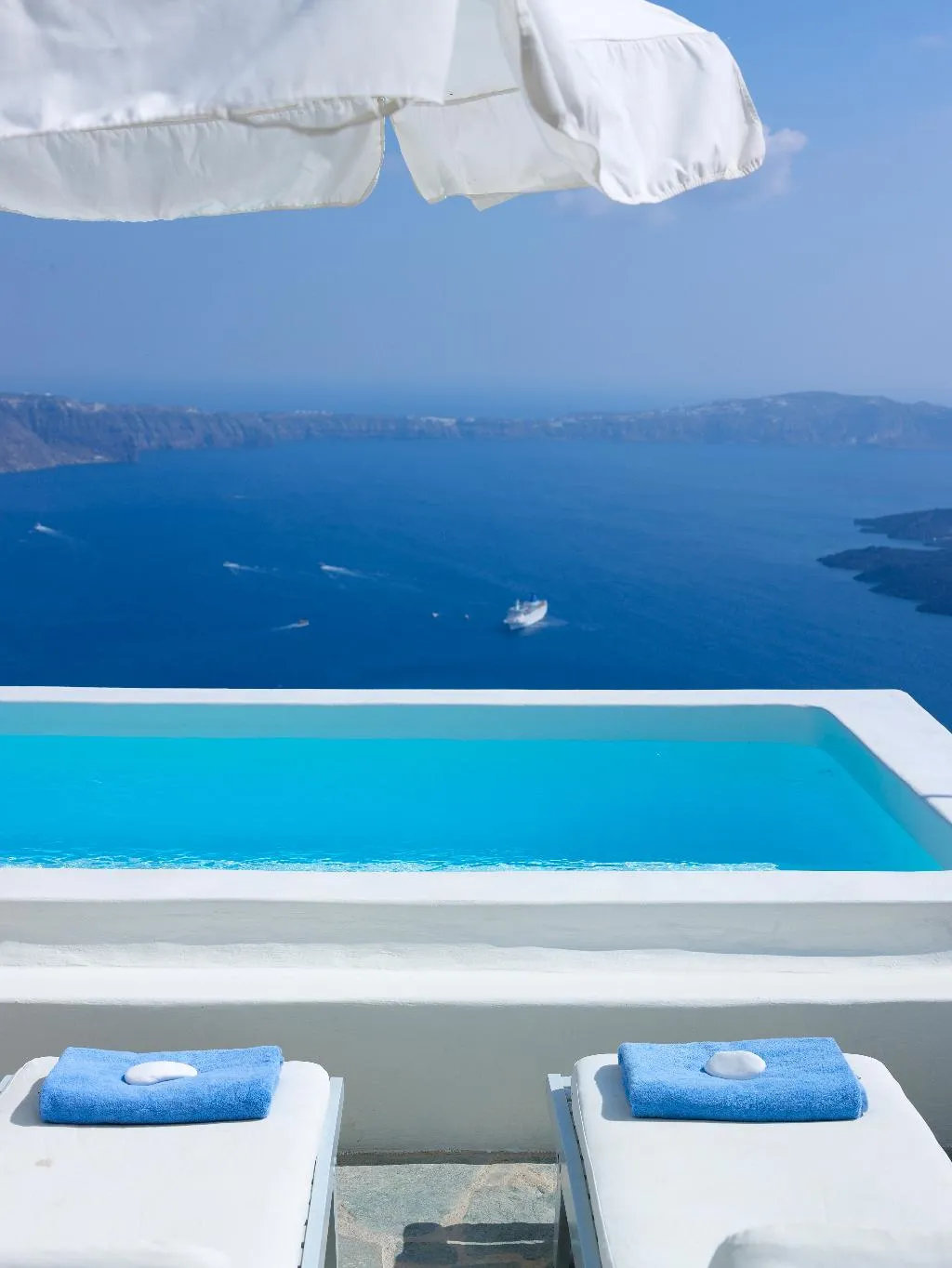 Pool, Alexander Villas, Santorini