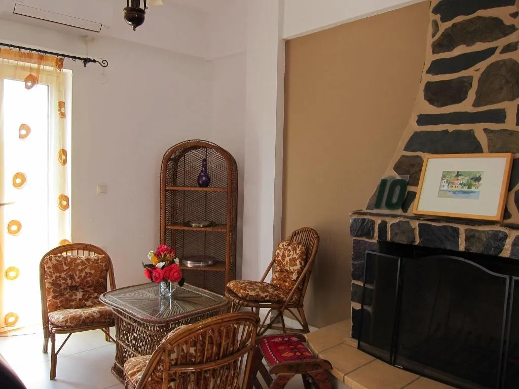 Room, Baladinos Apartments, Crete