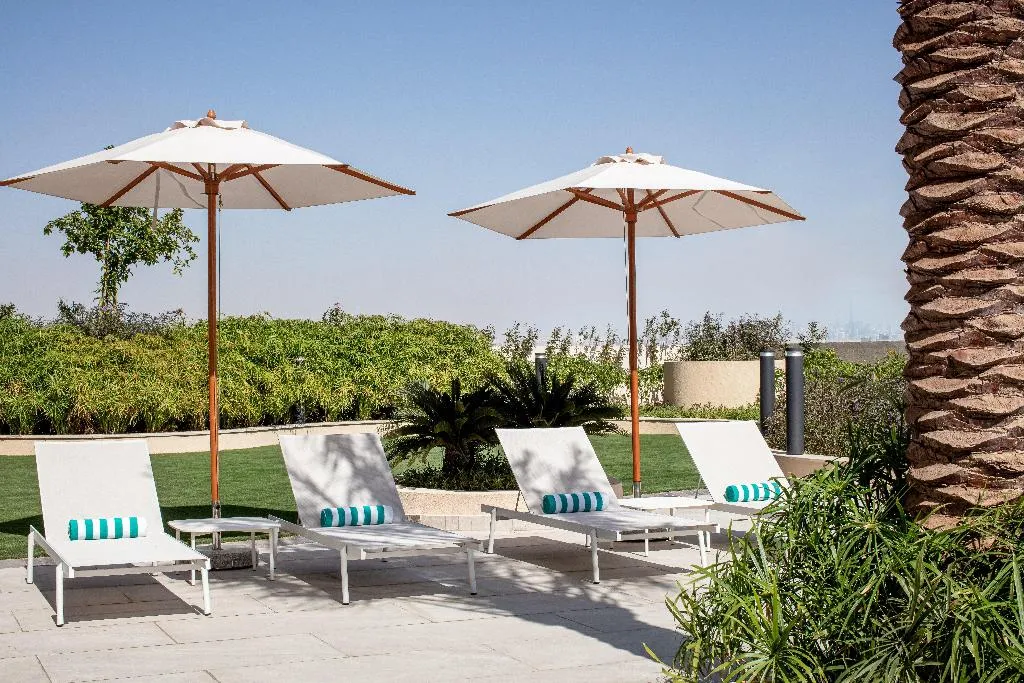 Pool, Holiday Inn Hotel & Suites Dubai Science Park, Dubai