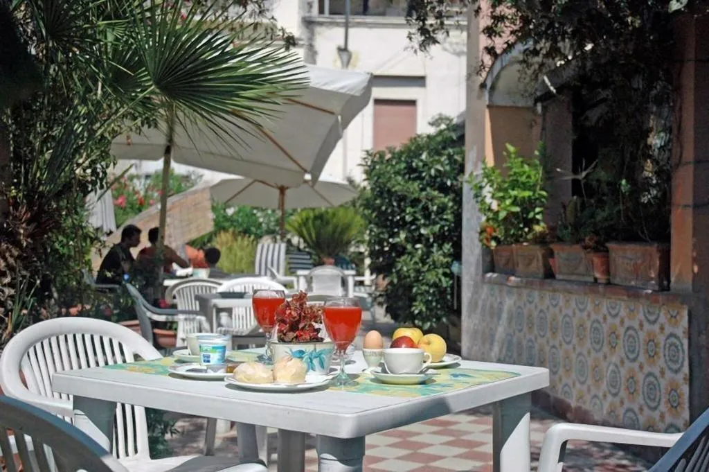 Restaurant, Hotel Toledo, Naples