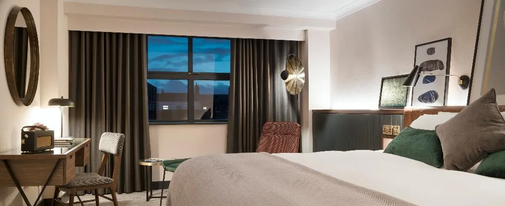 DOUBLE STANDARD Room, The Alex, Dublin