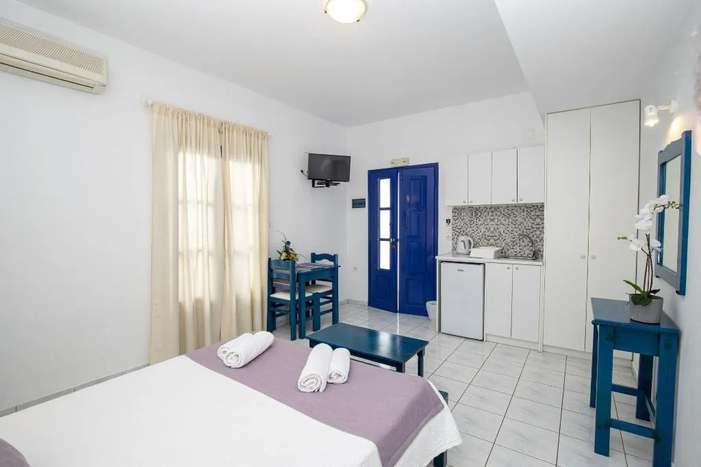Room, Villa Happening, Santorini