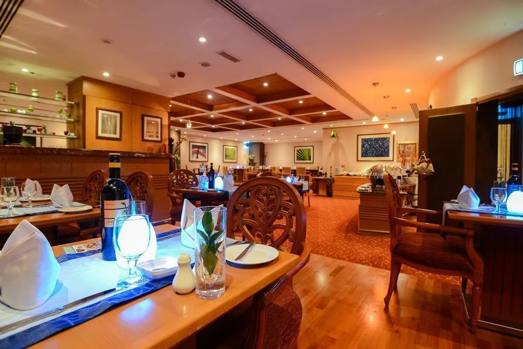 Restaurant, Orchid Hotel Al Barsha Formerly Golden Tulip Al Ba, Dubai