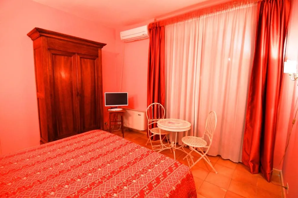 Room, Relais La Canfora, Rome